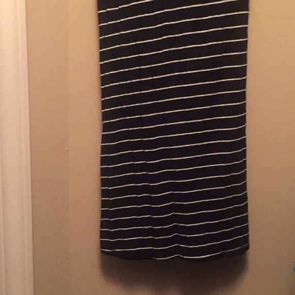 Like new Maxi skirt - Picture 2 of 4